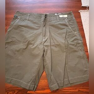 Mens Kuhl shorts